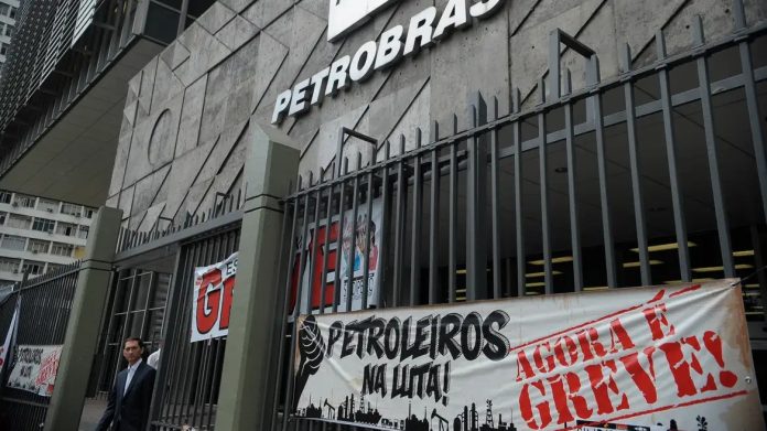 petrobras-greve-petroleiros-foto-fernando-frazao-agencia-brasil.jpg